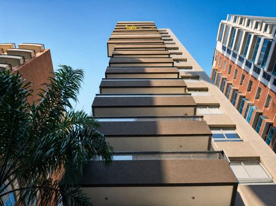Alberdi 580 — edificio de viviendas en Olivos, obra de Estudio Aldabe