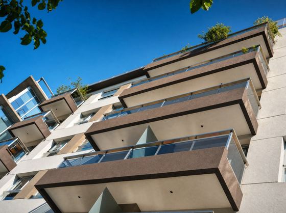 Juan Díaz de Solís 1940 — edificio de viviendas en Olivos, obra de Estudio Aldabe